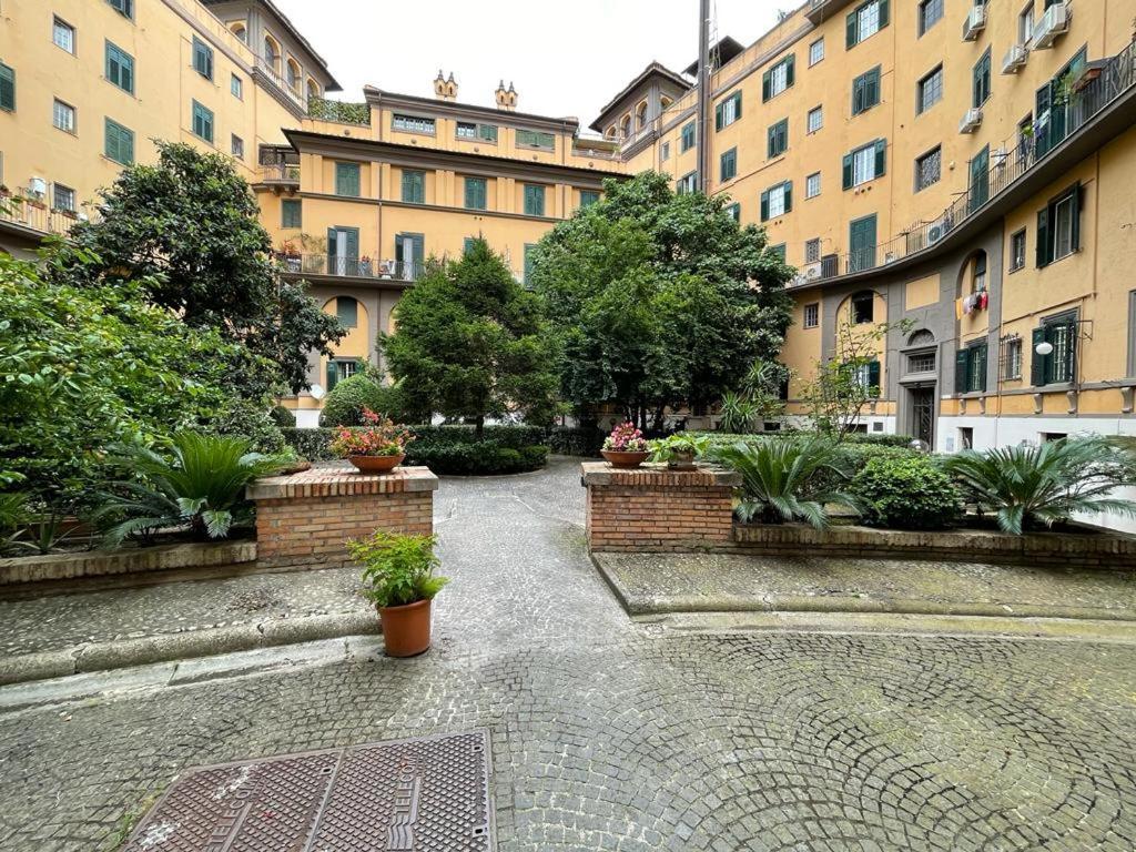 Deromatality Vaticano Piazza Di Spagna Colosseo Exterior photo